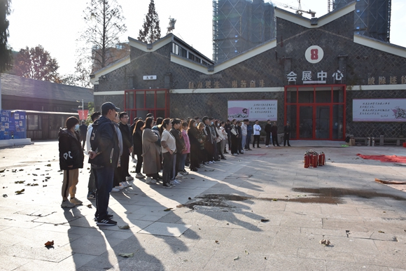 417ee5368e3f954befae755ce2f3694.jpg 417ee5368e3f954befae755ce2f3694.jpg