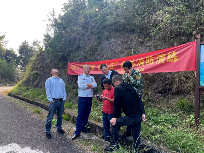 4e8b896be003409606feae41087b53f.jpg 4e8b896be003409606feae41087b53f.jpg