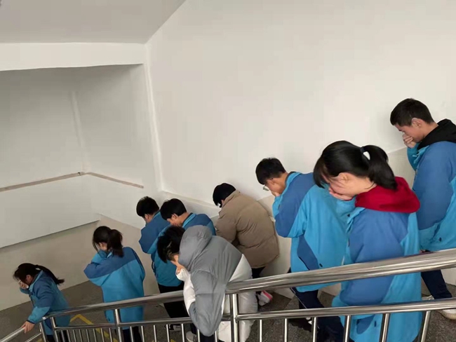 c805c91e6593731916fa3d05ab13918.jpg c805c91e6593731916fa3d05ab13918.jpg